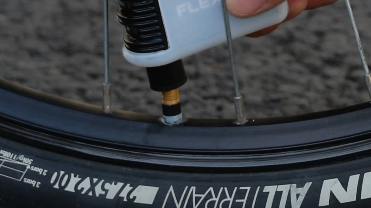What Efficiency Does the Rechargeable TINY BIKE PUMP Offer?
