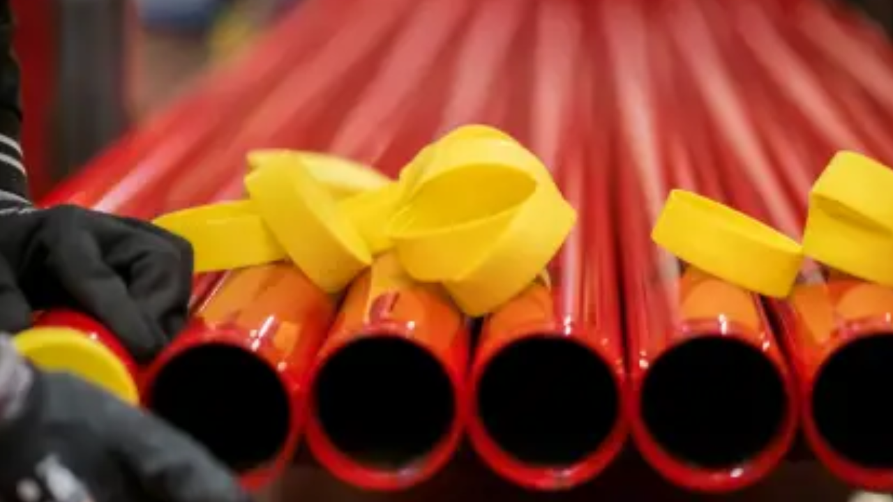 What are the Benefits of ASTM A795 for Carbon Steel Pipes?
